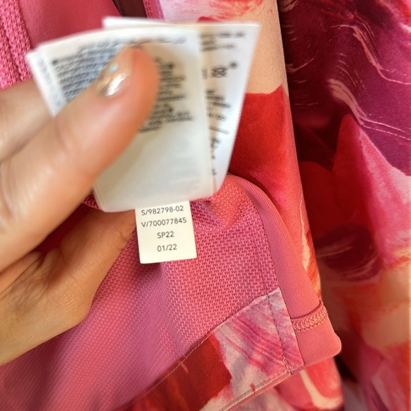 Athleta Run With It Jacket Size M - Picture 5 of 5